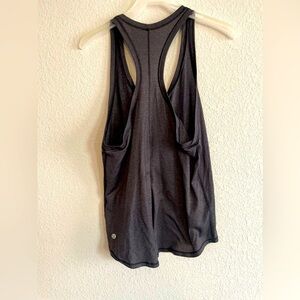 Lululemon charcoal gray tie it up tank top size 4